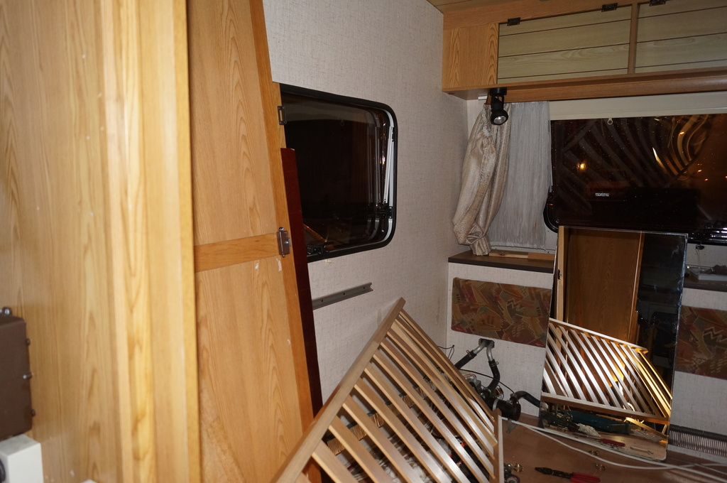 Ännu mer skräp som vi får hitta någonstans att lägga